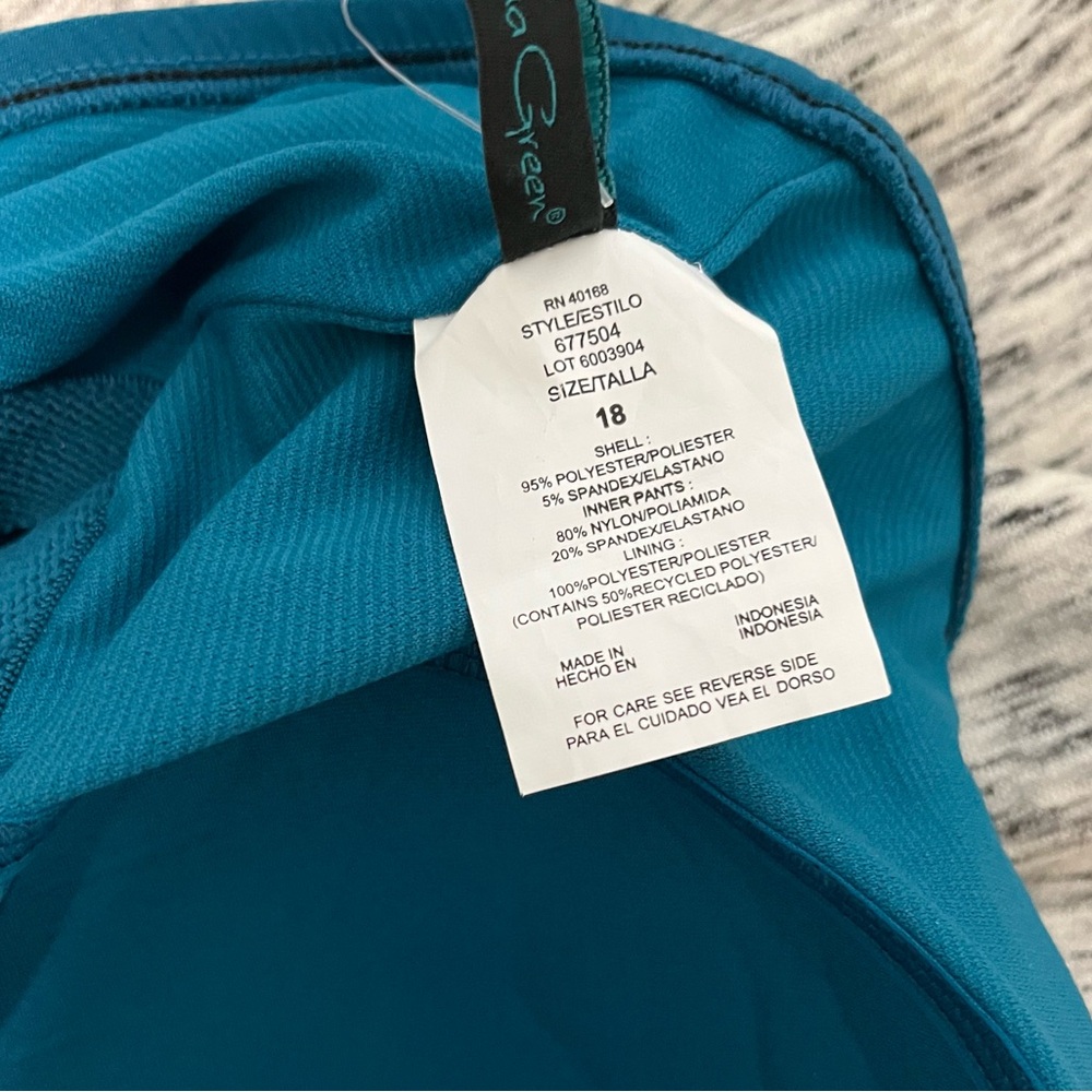 NWT Aqua Green swim romper size 18. - Picture 6 of 7